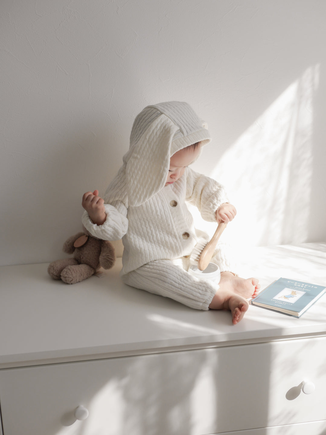 【新作:10/27以降発送】 monbebe / Bunny knit suit