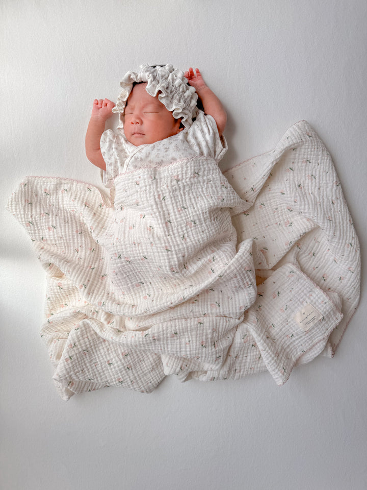 1gram  / WooWoo Floral Gauze Blanket