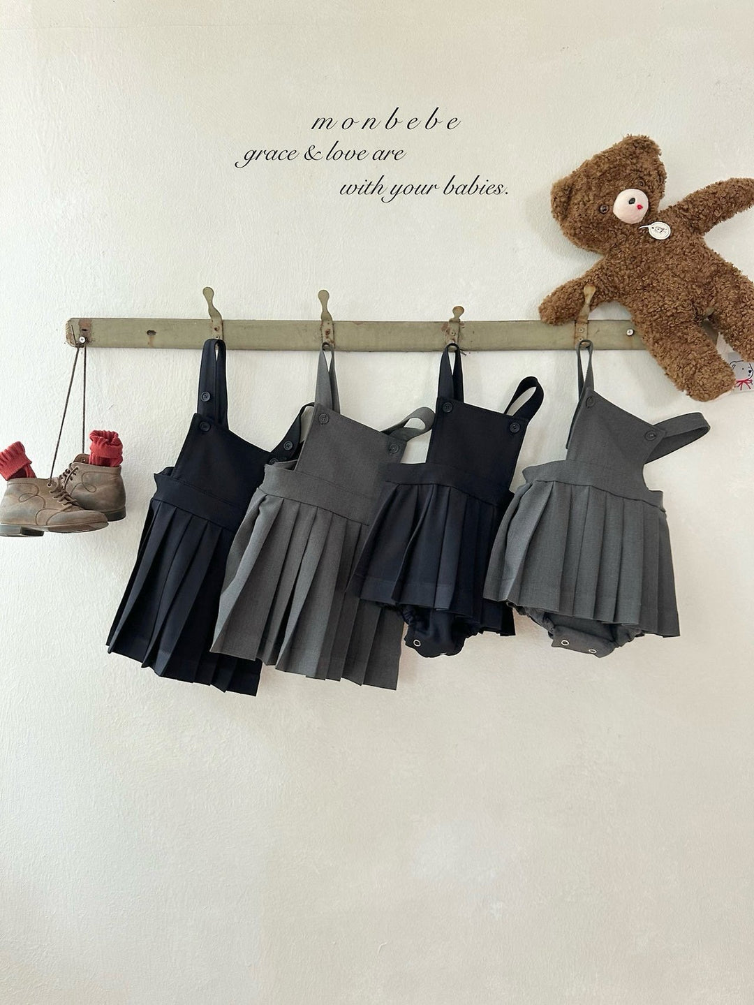 【予約】monbebe / Louis Pleats Suspender Suit