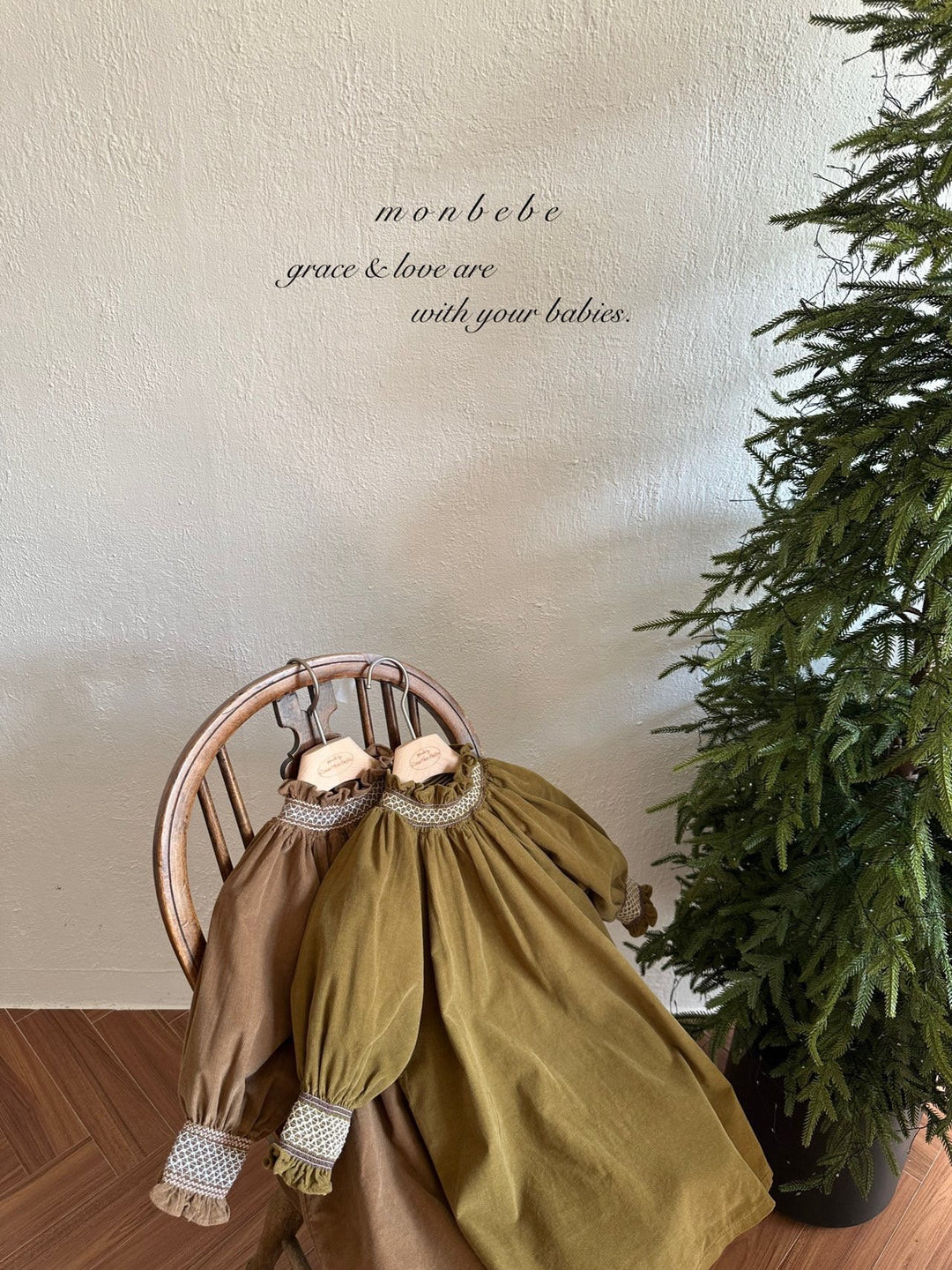 【新作:10/27以降発送】 monbebe / Charlotte smock dress