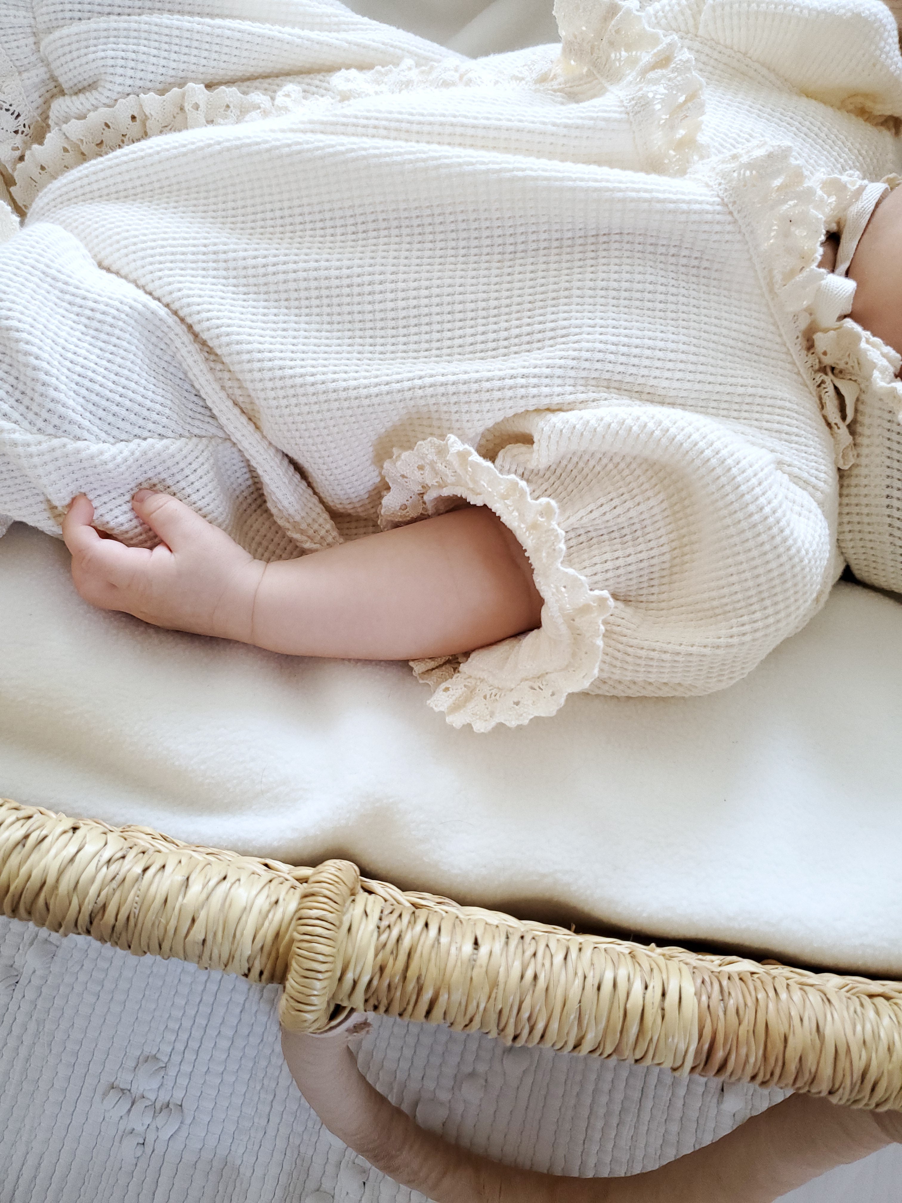 cieldebebe ワッフルグローリースーツ アイボリー（真っ白）、ボンネット cieldebebe ワッフルグローリースーツ アイボリー（真っ白