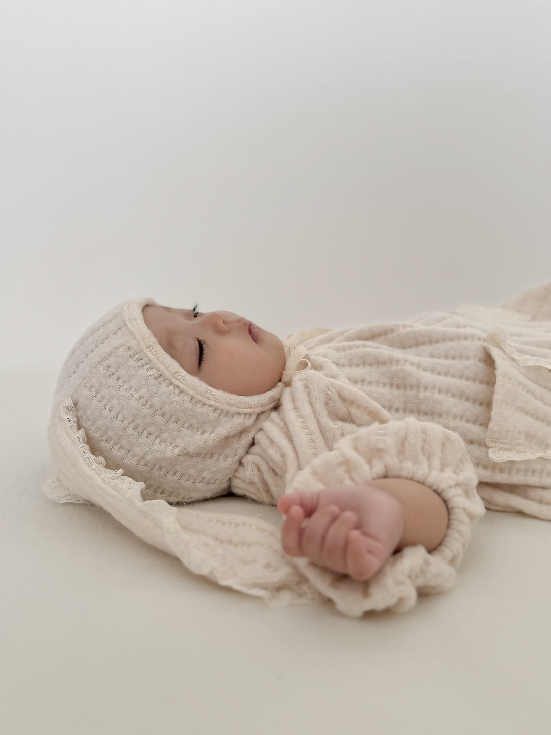 【11/28 ivory/cream S再入荷】 monbebe / Knit bonbon suit(bonnet set)