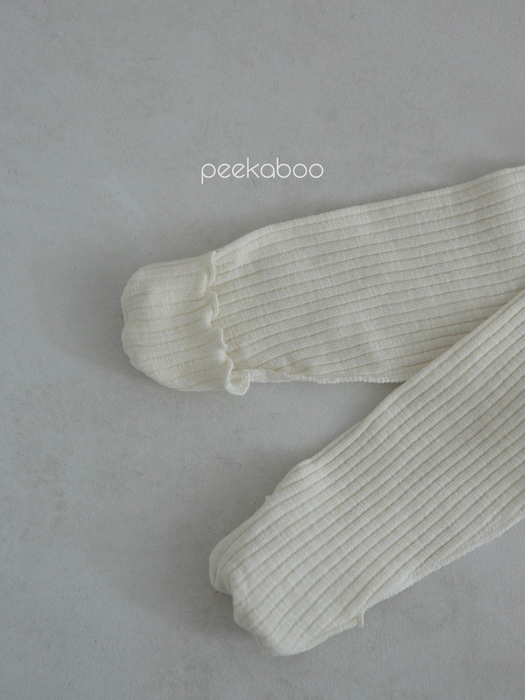 peekaboo  / ann newborn set