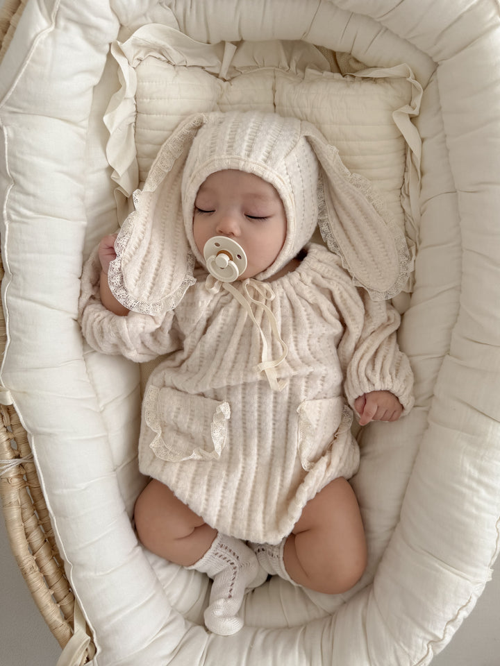 【11/28 ivory/cream S再入荷】 monbebe / Knit bonbon suit(bonnet set)