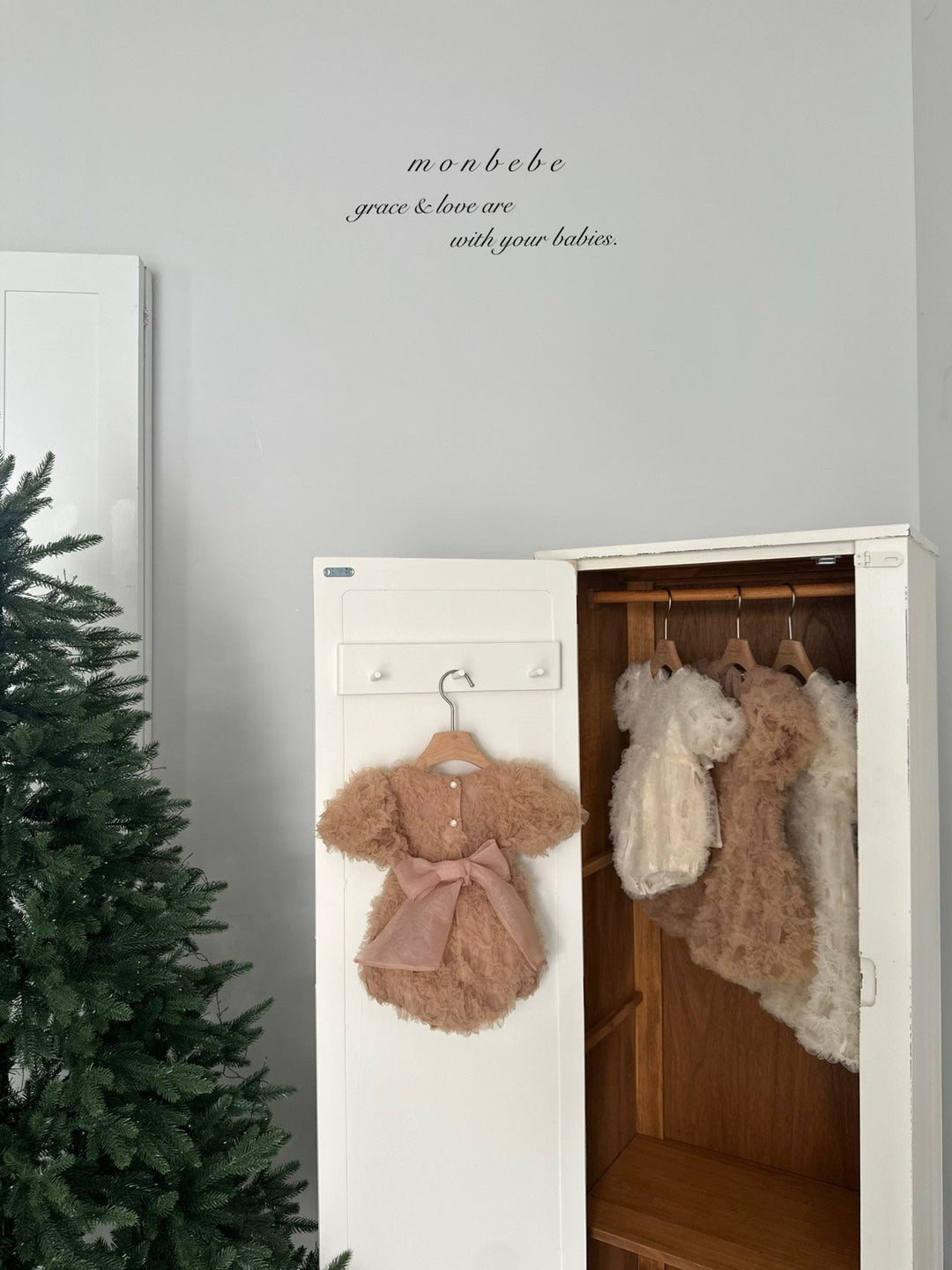 【新作 11/12発売 】monbebe / Blanc Shasha suit