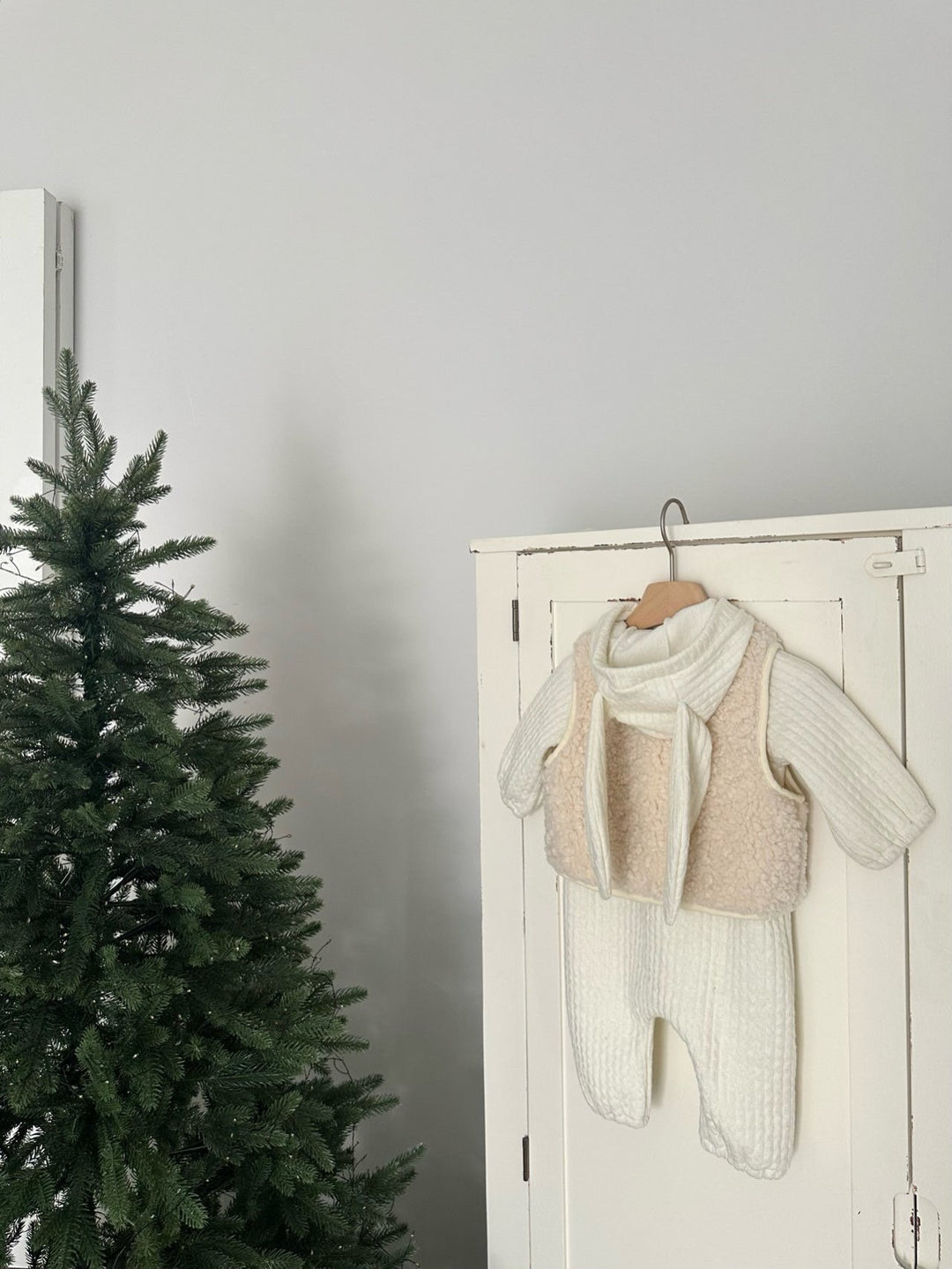 【新作:10/27以降発送】 monbebe / Bunny knit suit