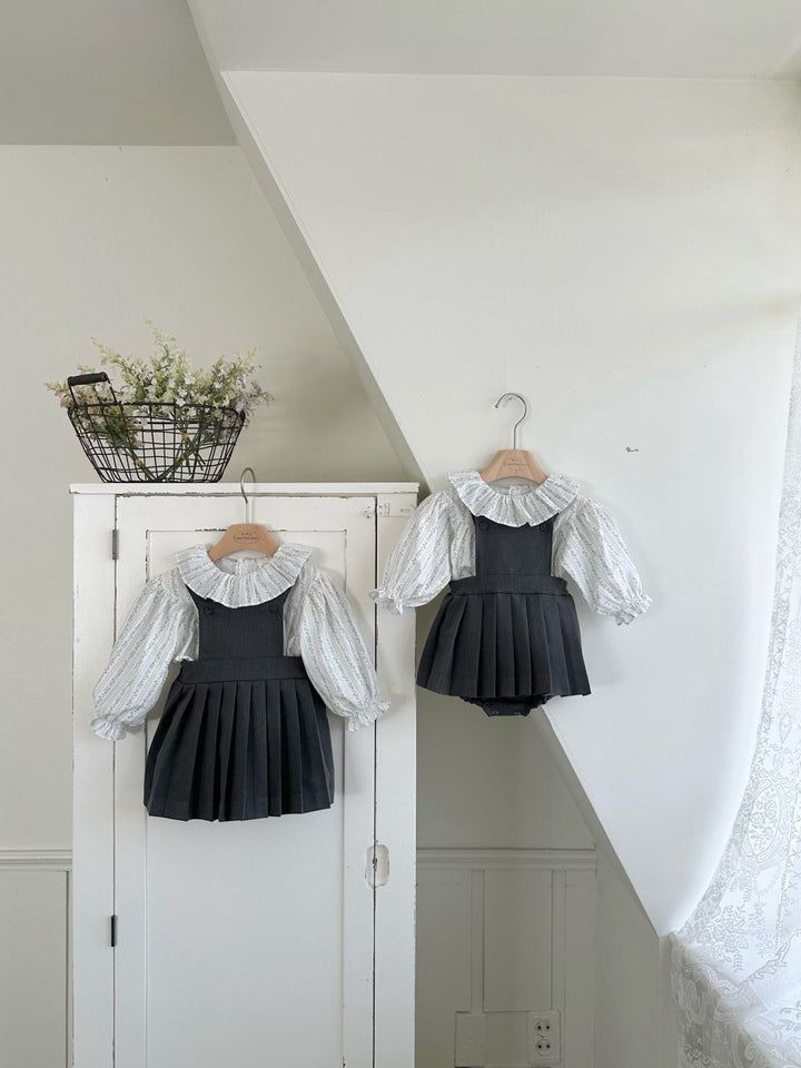 【予約】monbebe /Louis Pleats Suspender Skirt