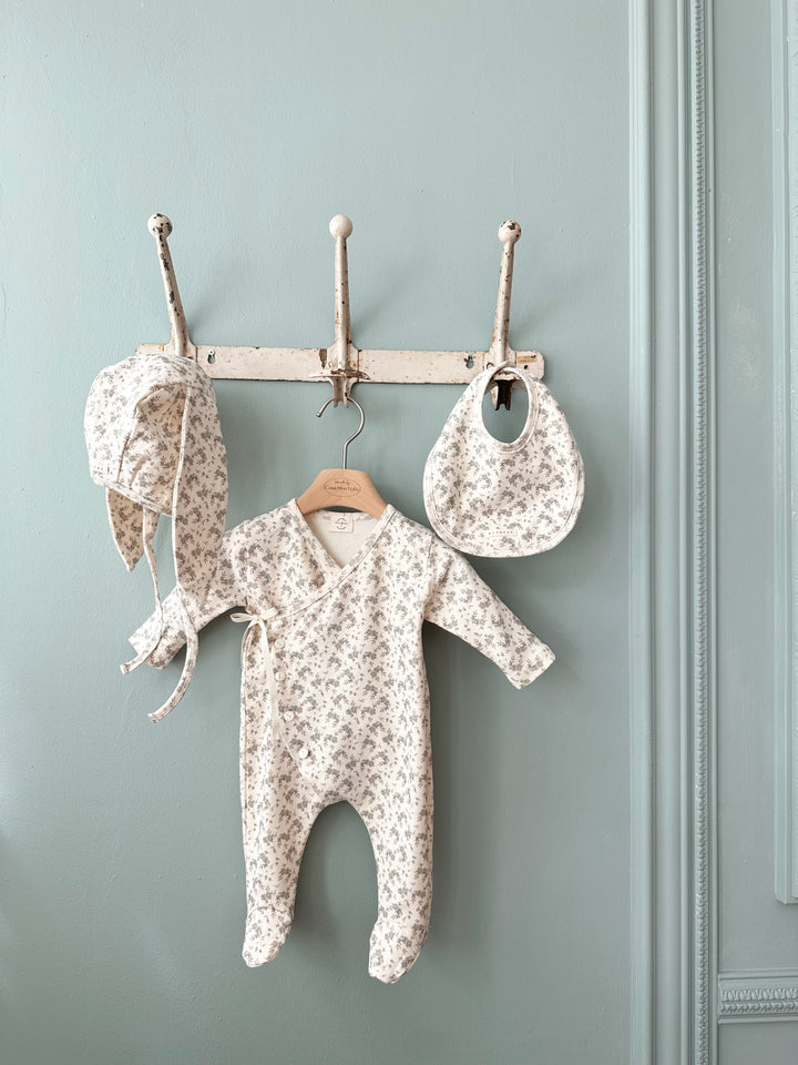monbebe / Floral cozy suit set (suit+bonnet+bib)t  (petit pas marché)