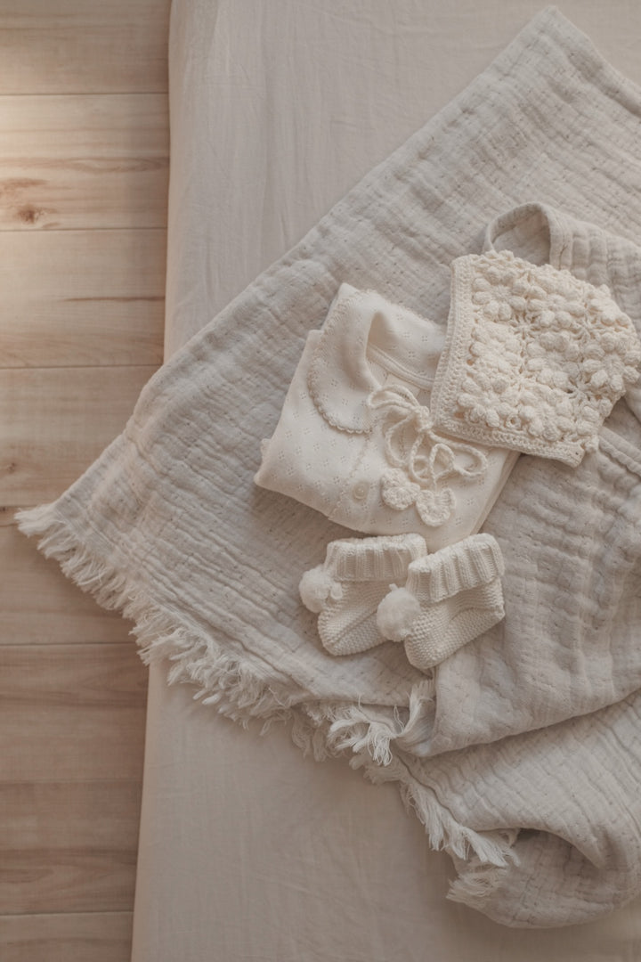 【予約】bébé / (半袖) hana picot lace suit