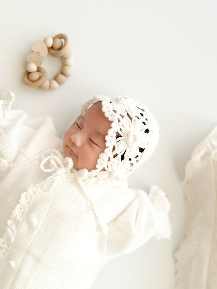 monbebe / Mary Rose Handmade Bonnet