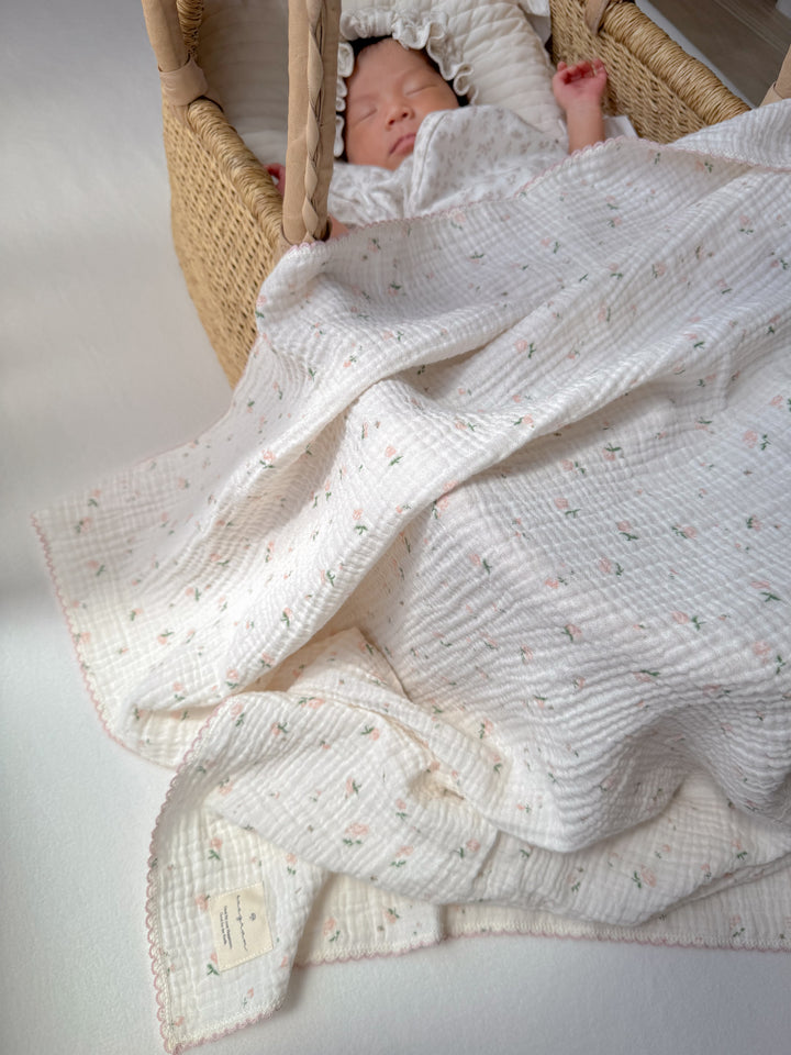 1gram  / WooWoo Floral Gauze Blanket
