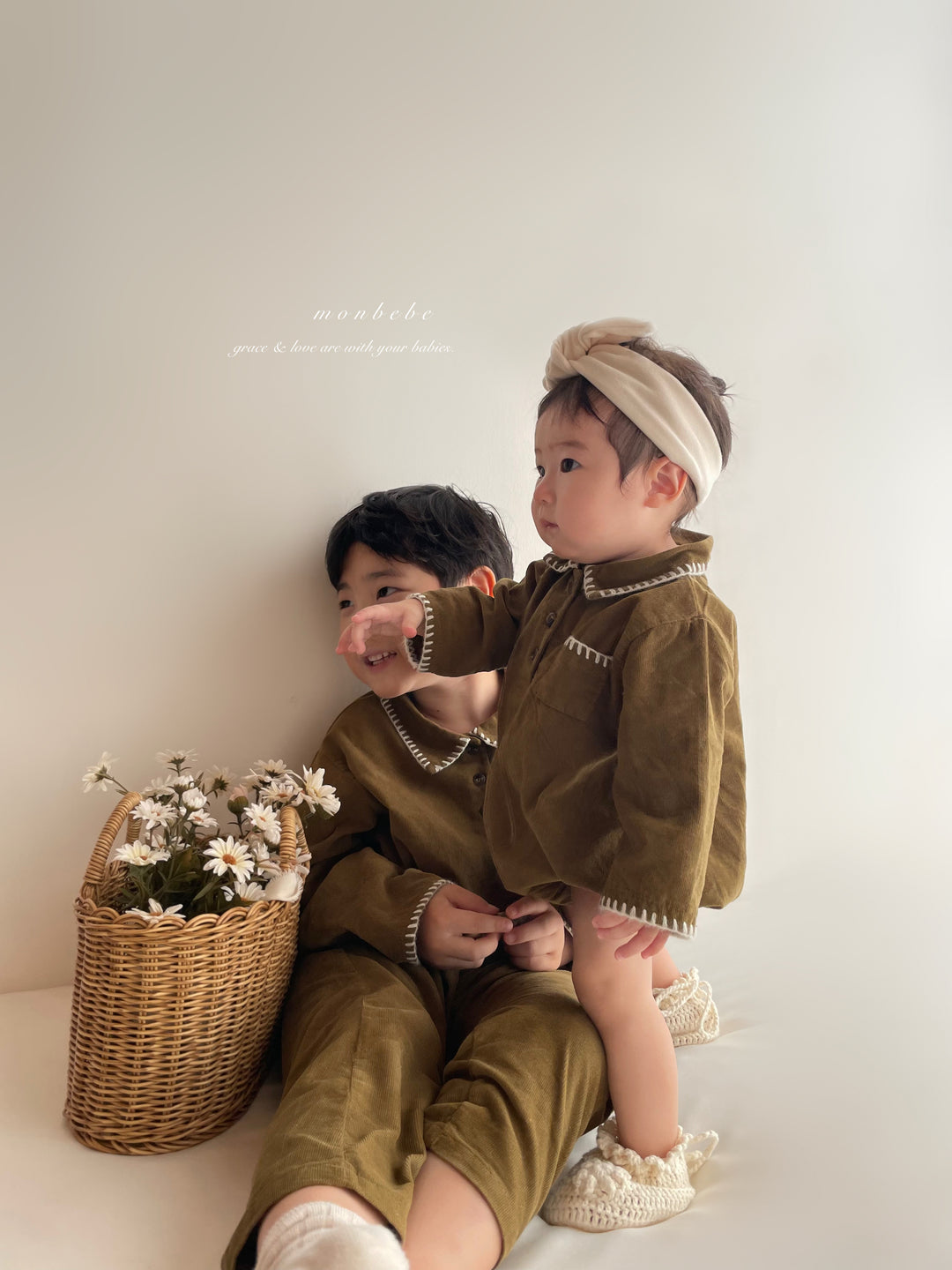 【新作:10/27以降発送】 monbebe / Louis melo shirts