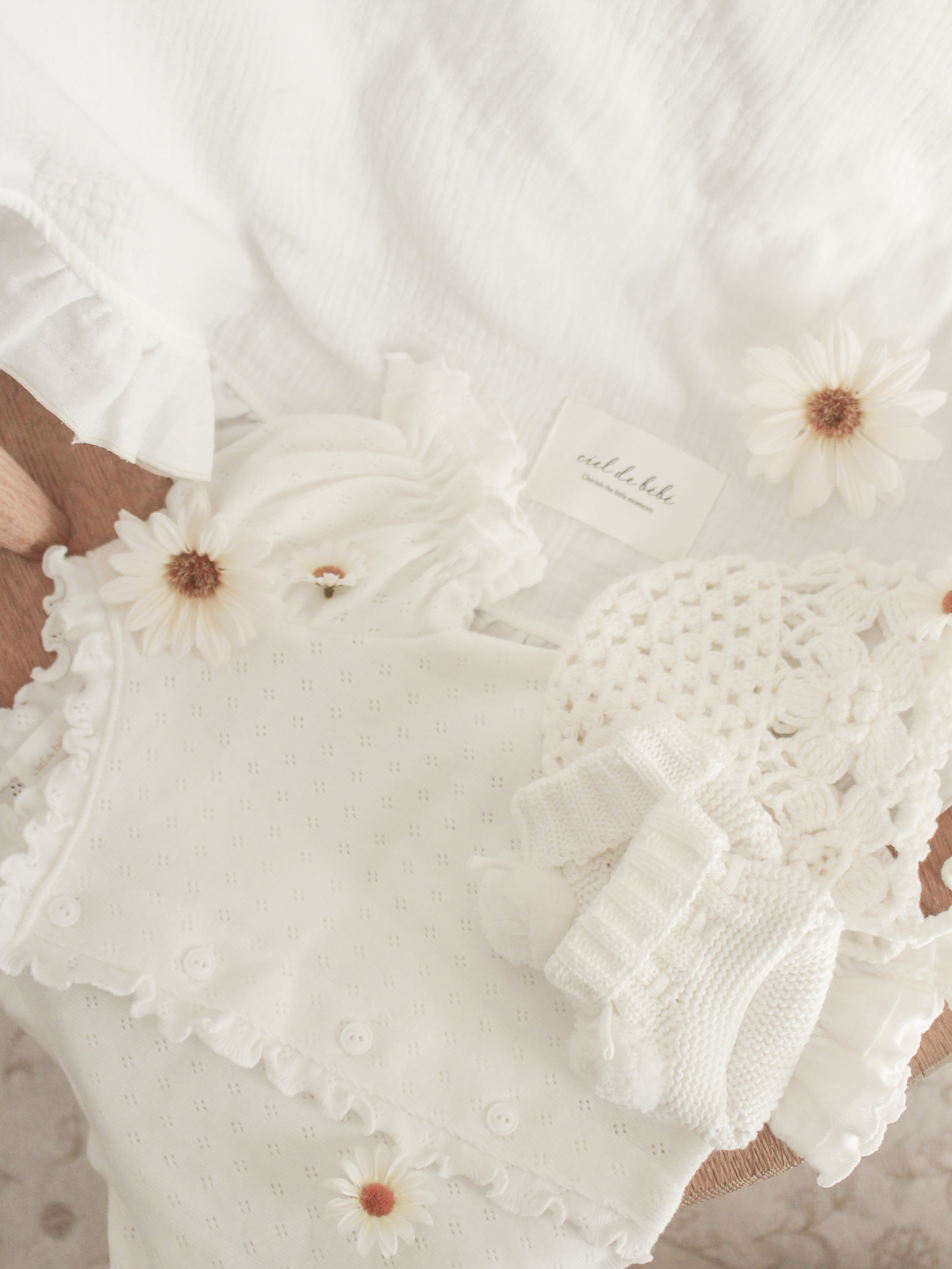 即納】bébé / (半袖) whipped frill suit – ciel de bébé