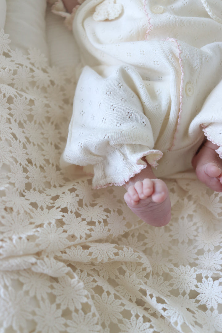 【予約】bébé / (半袖) hana picot lace suit