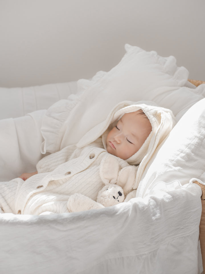 【新作:10/27以降発送】 monbebe / Bunny knit suit