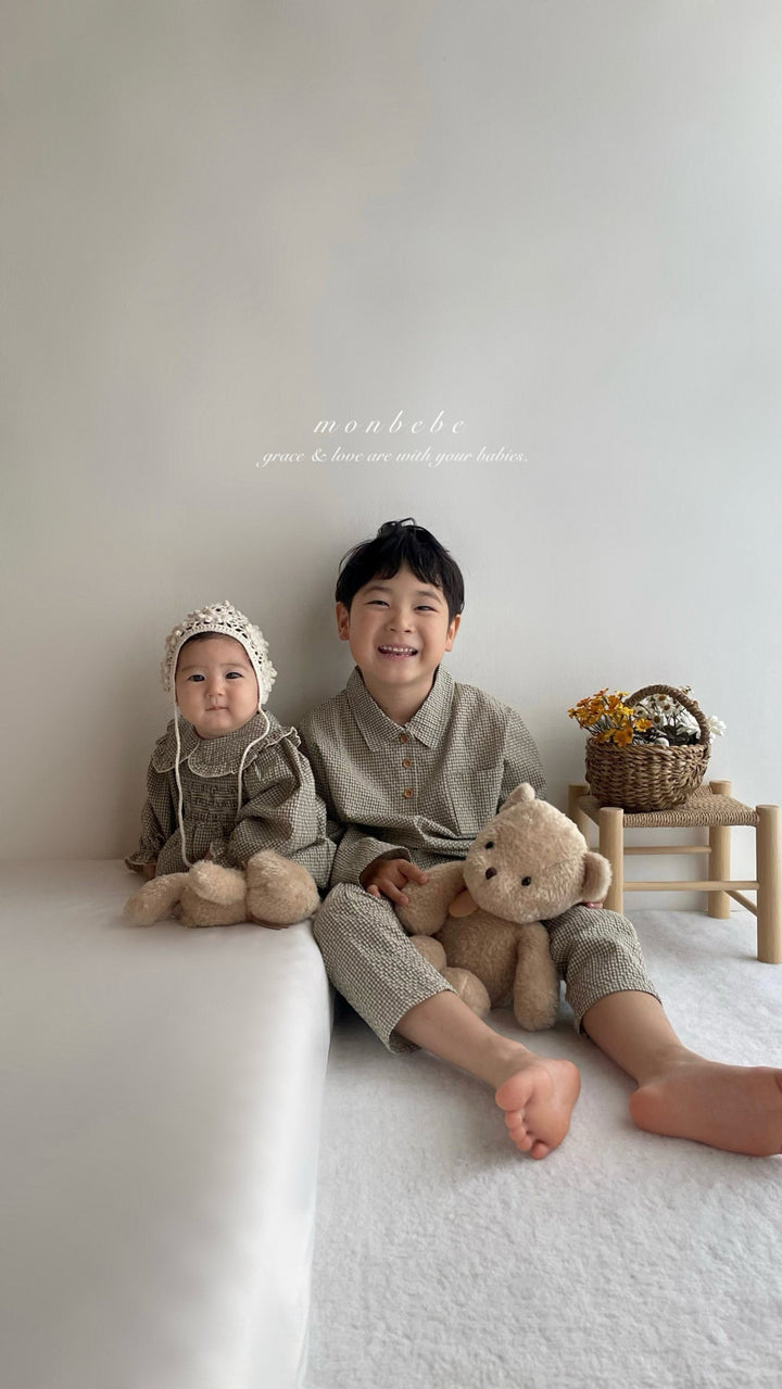 monbebe / Autumn Zimmer frill suit