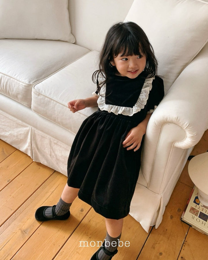 monbebe / Anna Velvet Dress