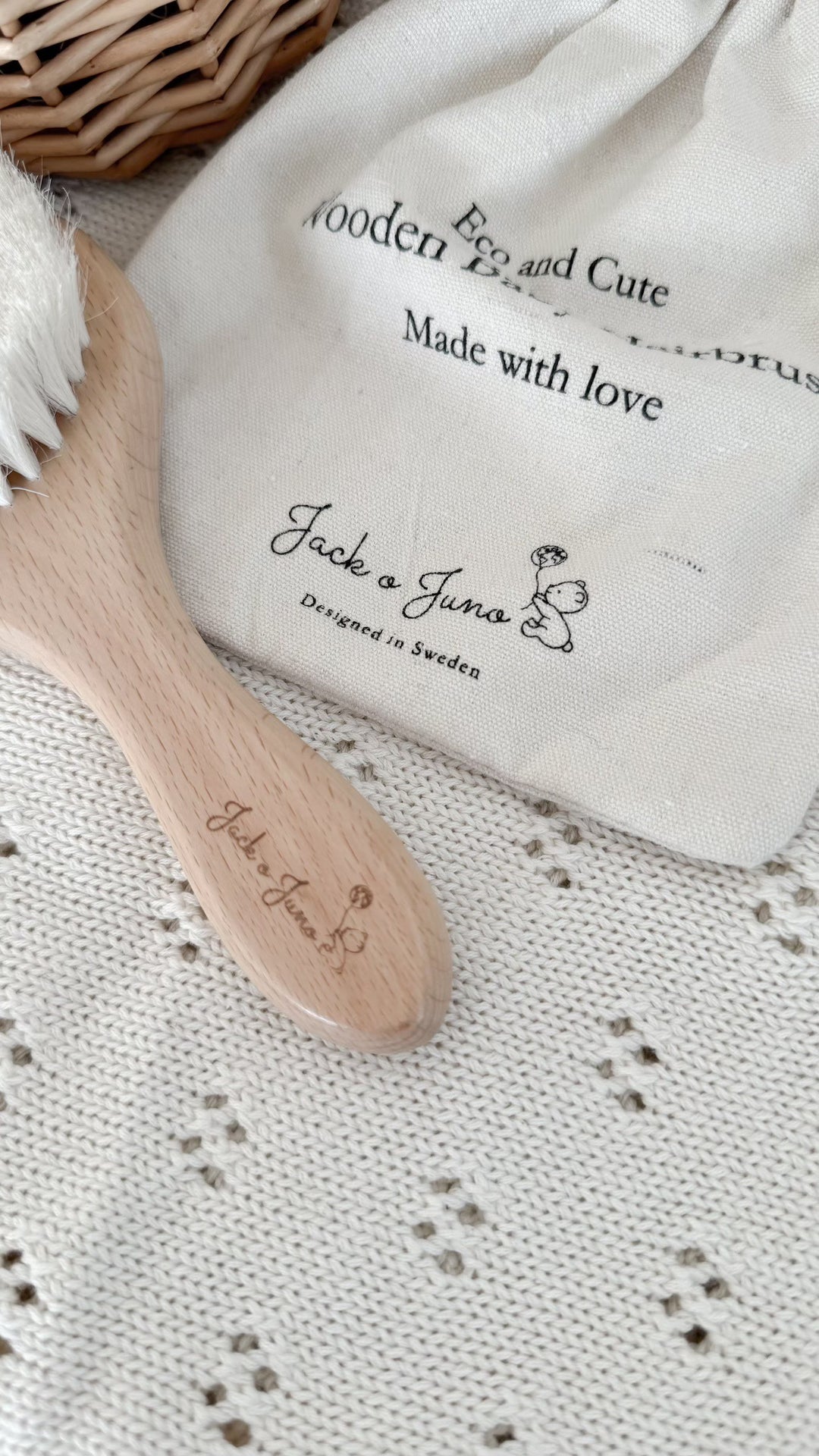 Jack o Juno / Wooden Baby Hairbrush