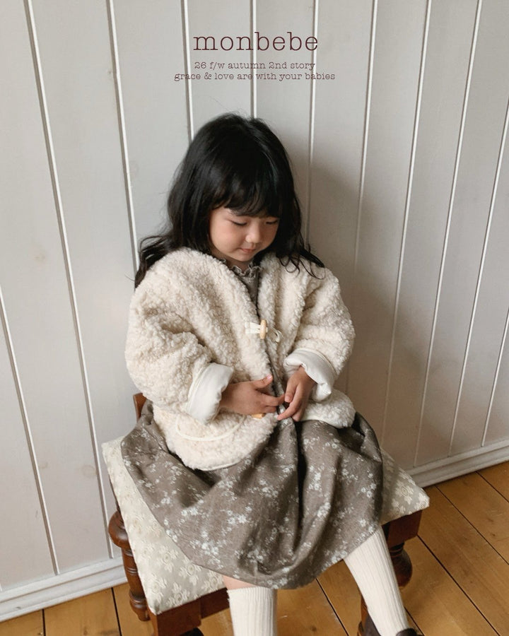 monbebe / Shearling Jacket