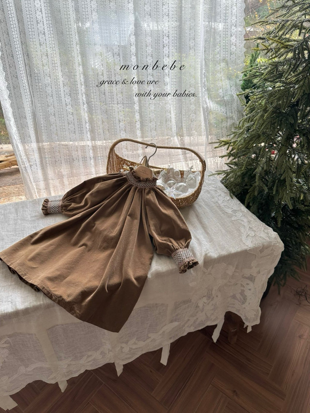 【新作:10/27以降発送】 monbebe / Charlotte smock dress