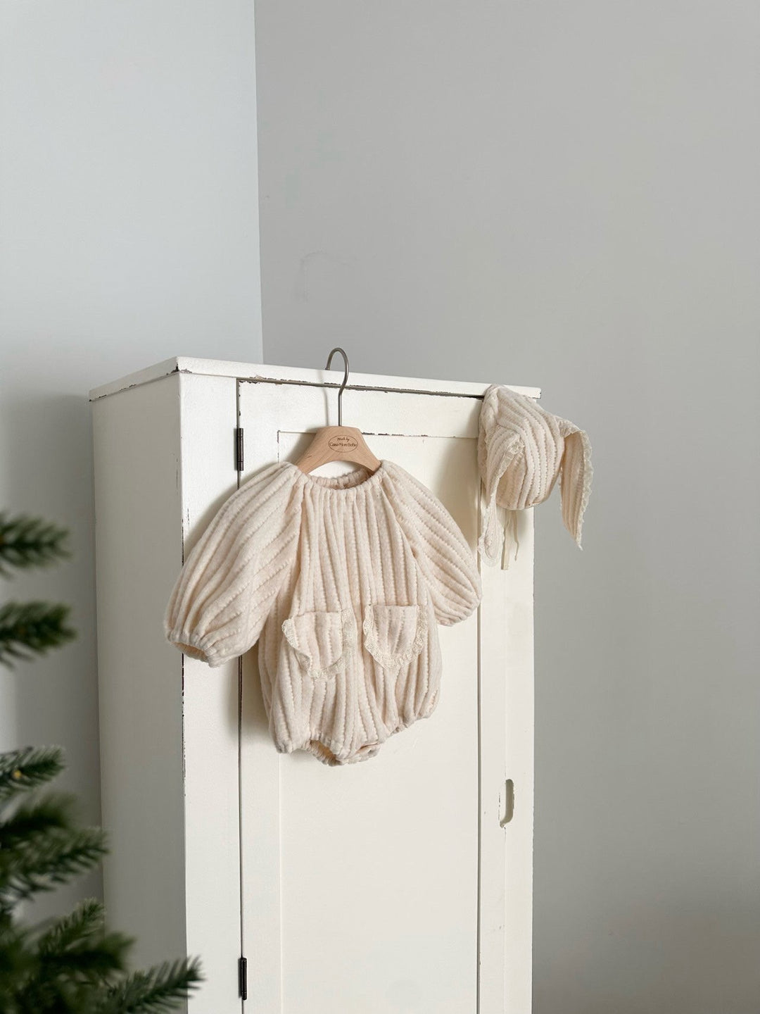 【11/28 ivory/cream S再入荷】 monbebe / Knit bonbon suit(bonnet set)