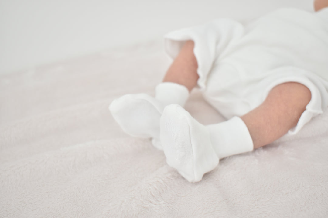 peekaboo  / vanilla newborn set