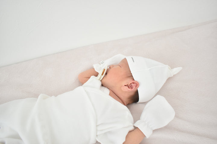 peekaboo  / vanilla newborn set