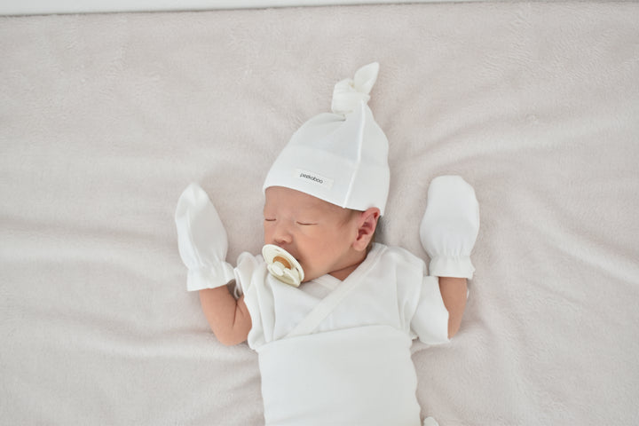 peekaboo  / vanilla newborn set