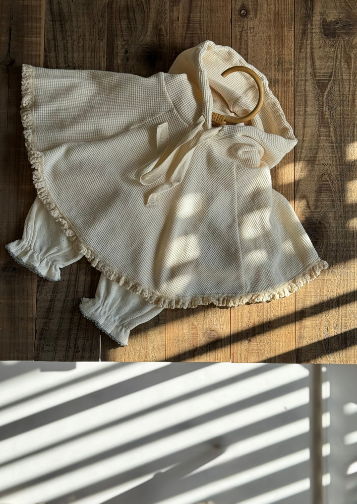 【11/17 再入荷】 monbebe / waffle frill poncho