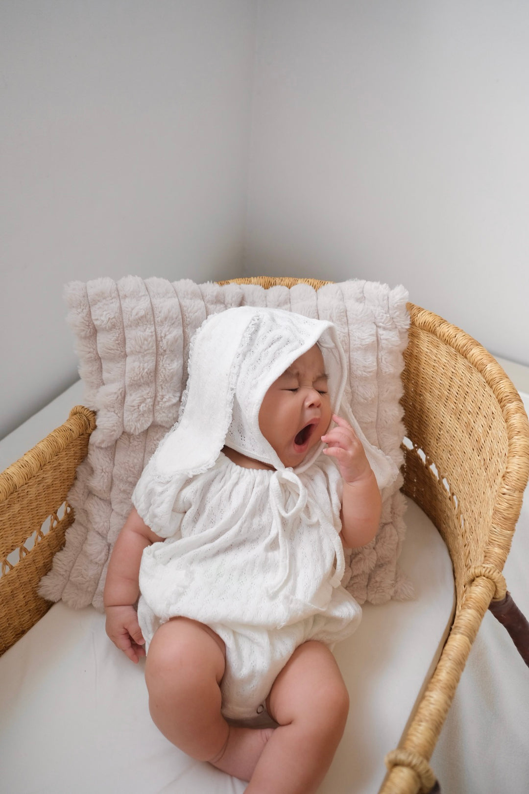 【monbebe夏新作】monbebe / Bunny Knit Balloon Suit (Bonnet set)