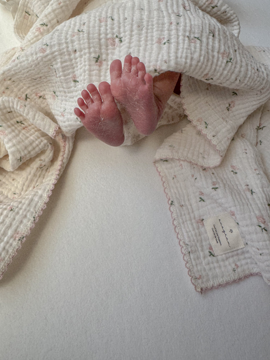 1gram  / WooWoo Floral Gauze Blanket
