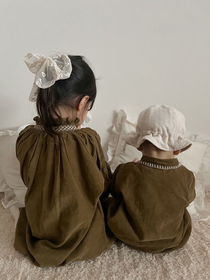 【新作:10/27以降発送】 monbebe / Charlotte smock dress