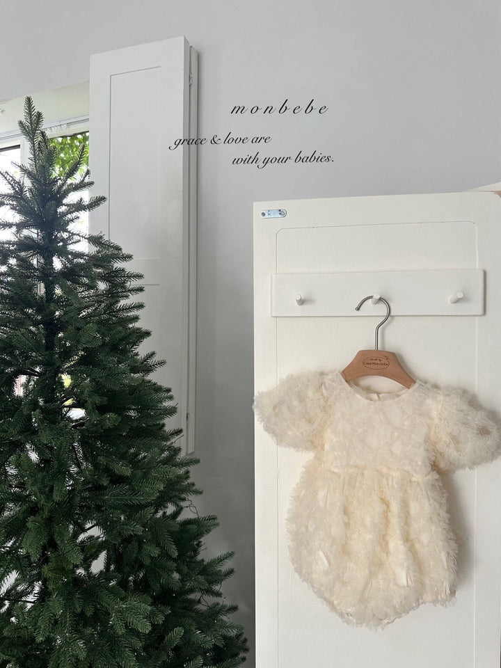 【新作 11/12発売 】monbebe / Blanc Shasha suit