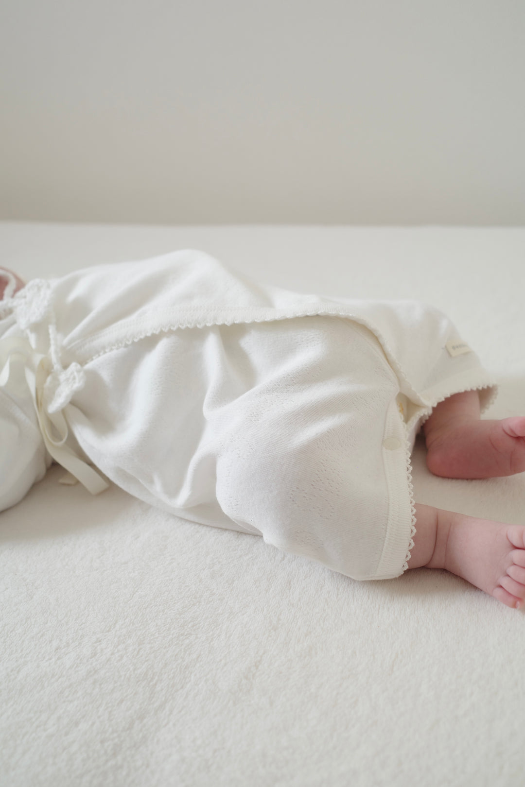 【即納】1gram  / Smile baby suit