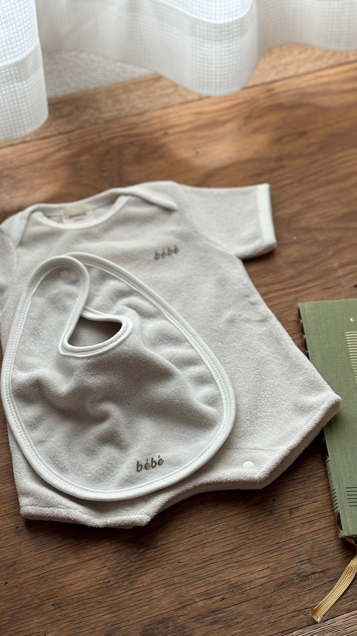 monbebe /  terry bebe bib