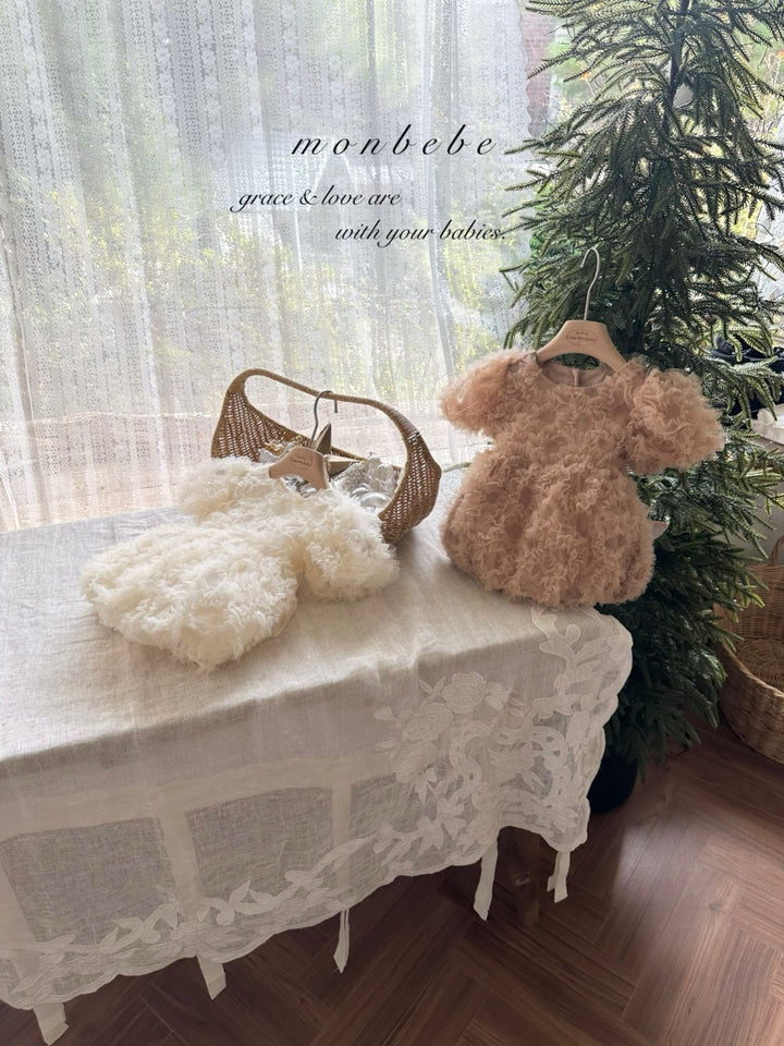 【新作 11/12発売 】monbebe / Blanc Shasha suit