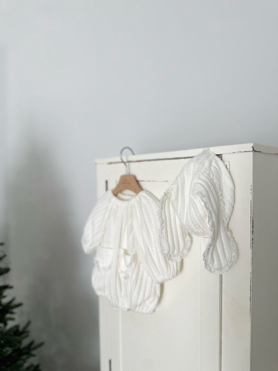 【11/28 ivory/cream S再入荷】 monbebe / Knit bonbon suit(bonnet set)