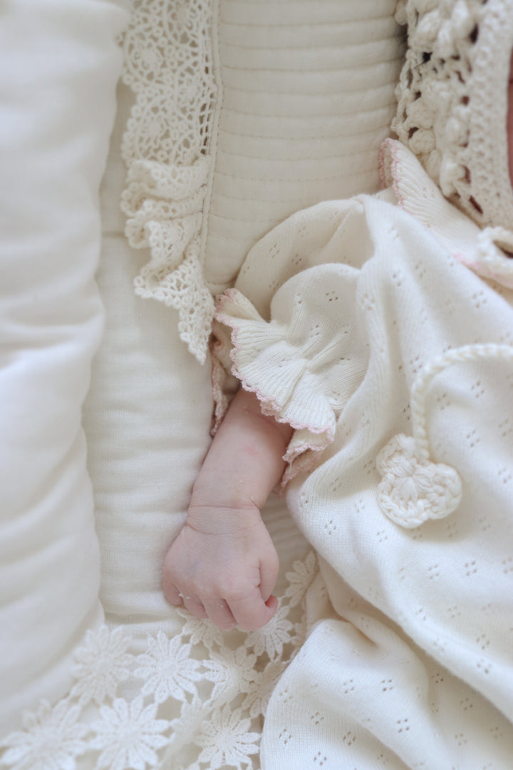 【予約】bébé / (半袖) hana picot lace suit