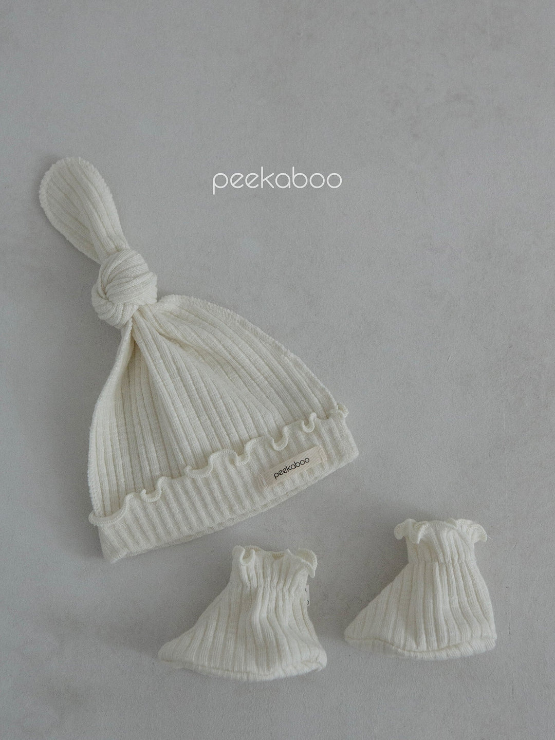 peekaboo  / ann newborn set