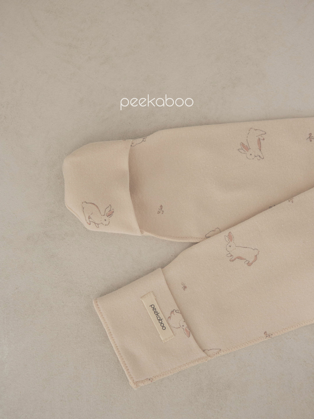 peekaboo / lapin newborn set