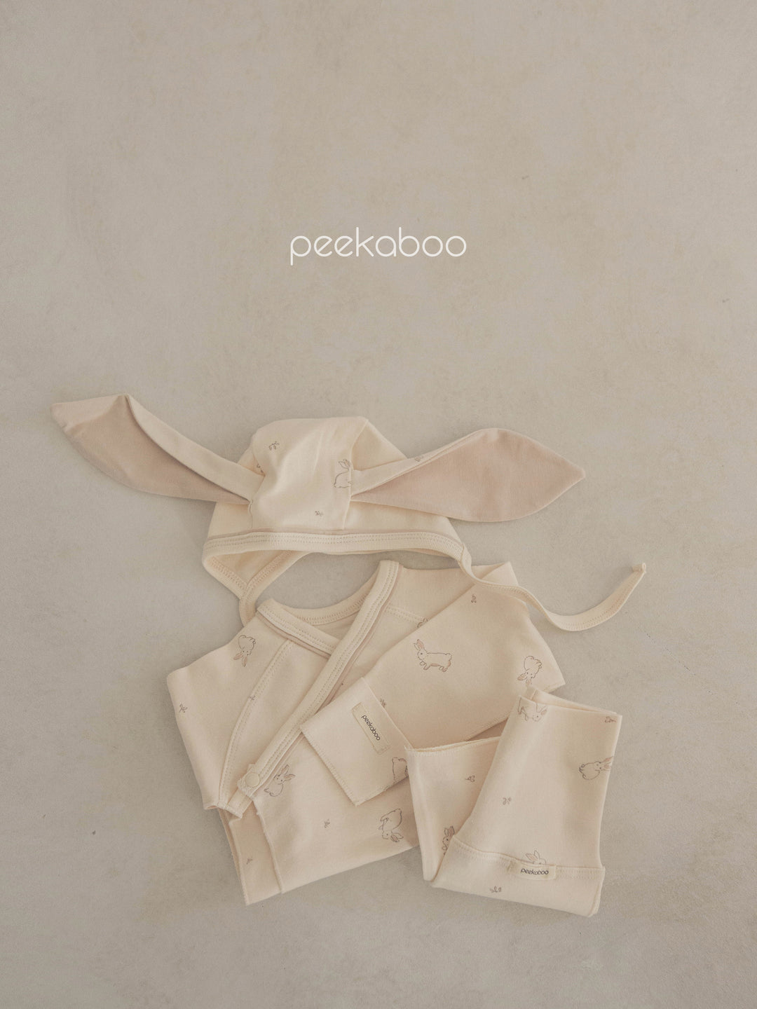 peekaboo / lapin newborn set