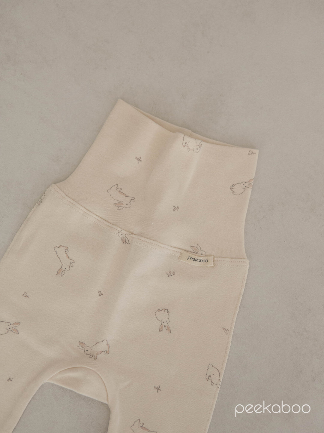 peekaboo / lapin newborn set