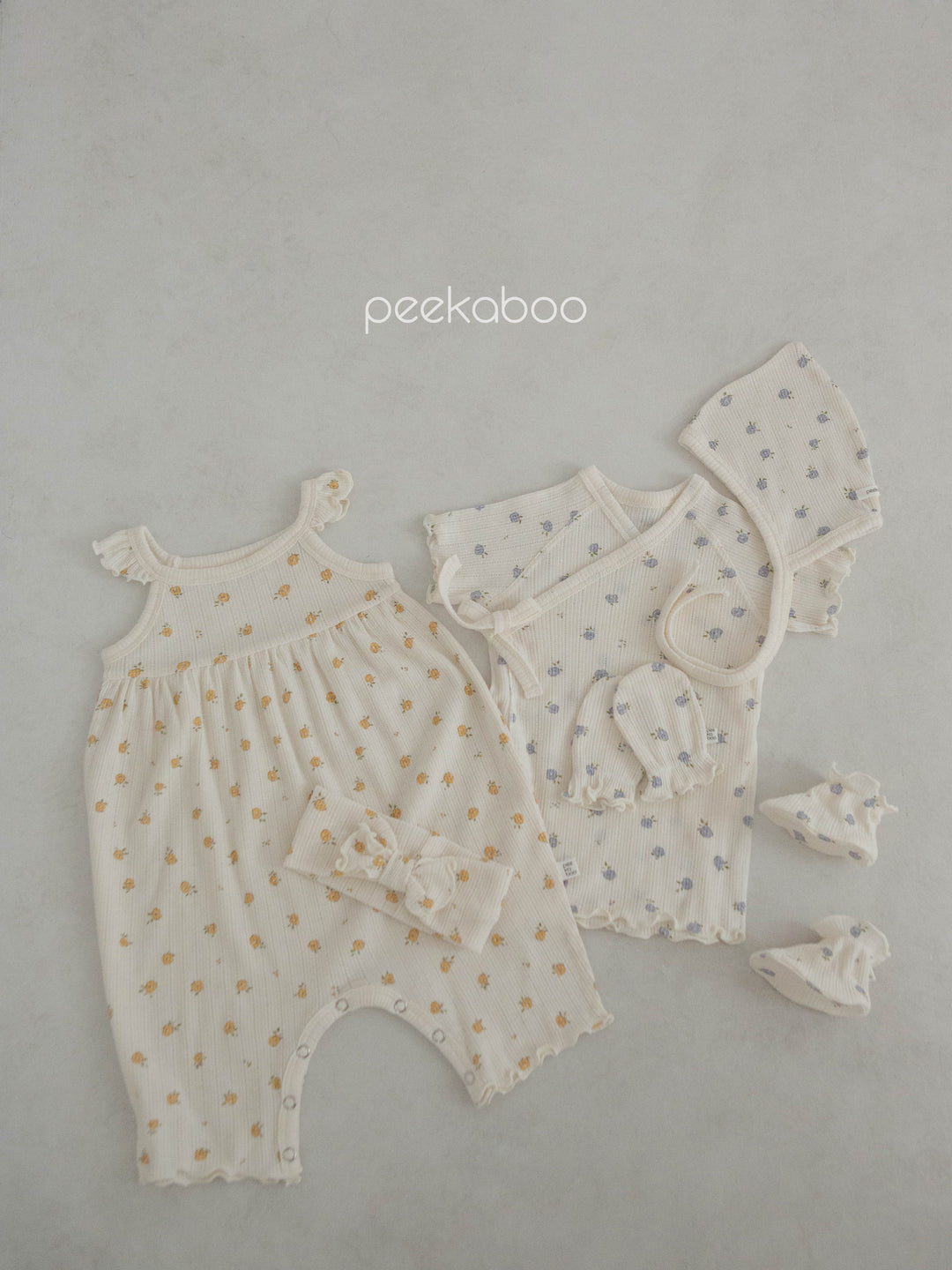 peekaboo  / Darling baby suit