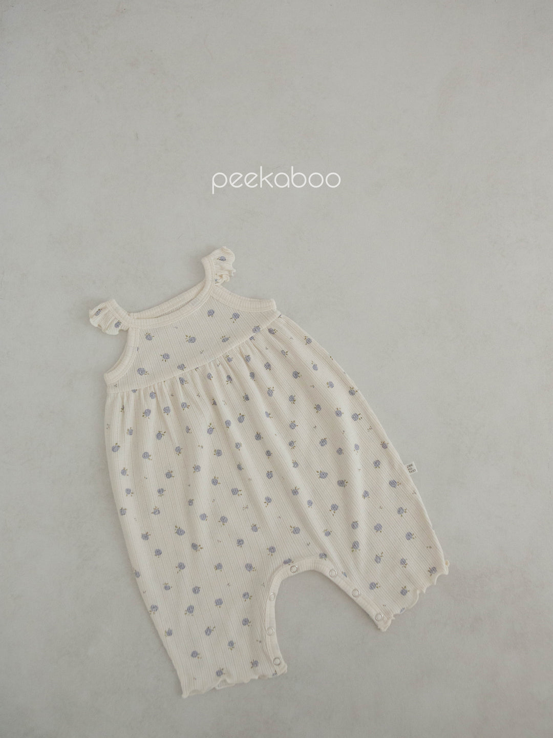 peekaboo  / Darling baby suit