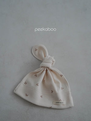 peekaboo / brin newborn suit set