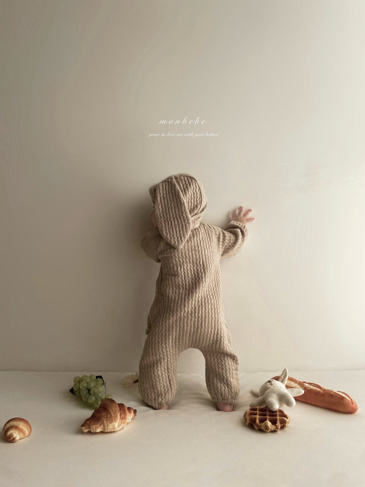 【新作:10/27以降発送】 monbebe / Bunny knit suit