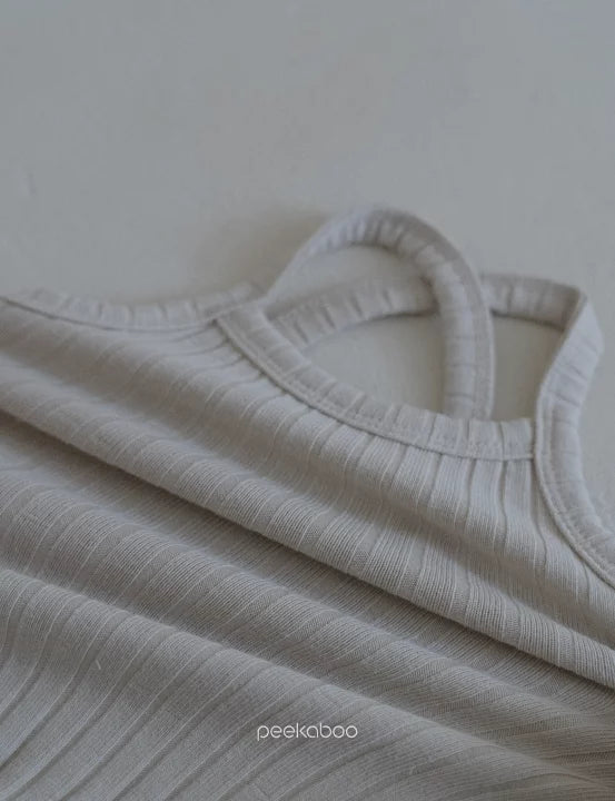【即納】peekaboo / back cross camisole 2026