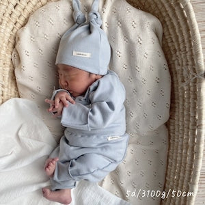 peekaboo / collin newborn set