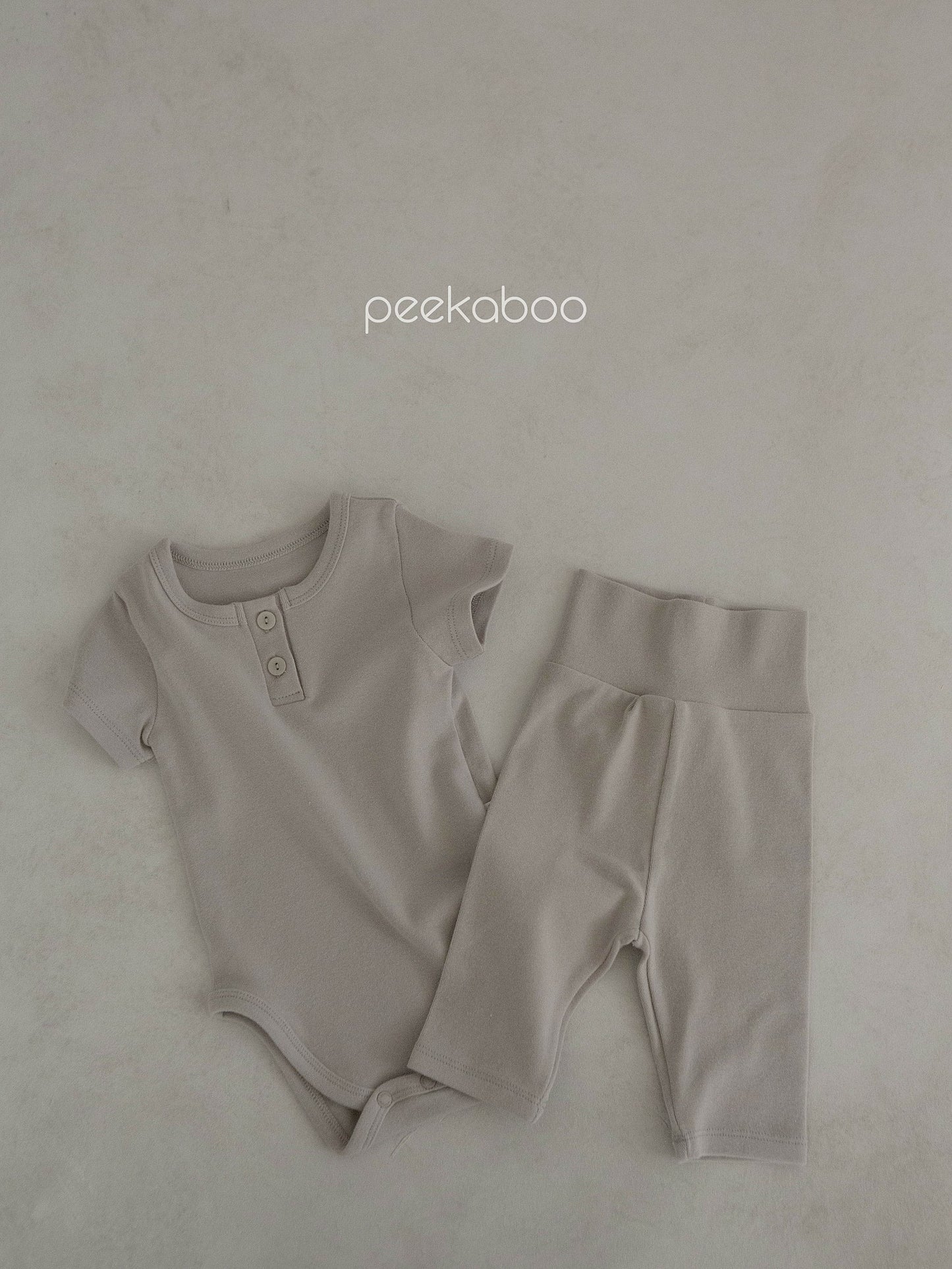 peekaboo  / vanilla baby set