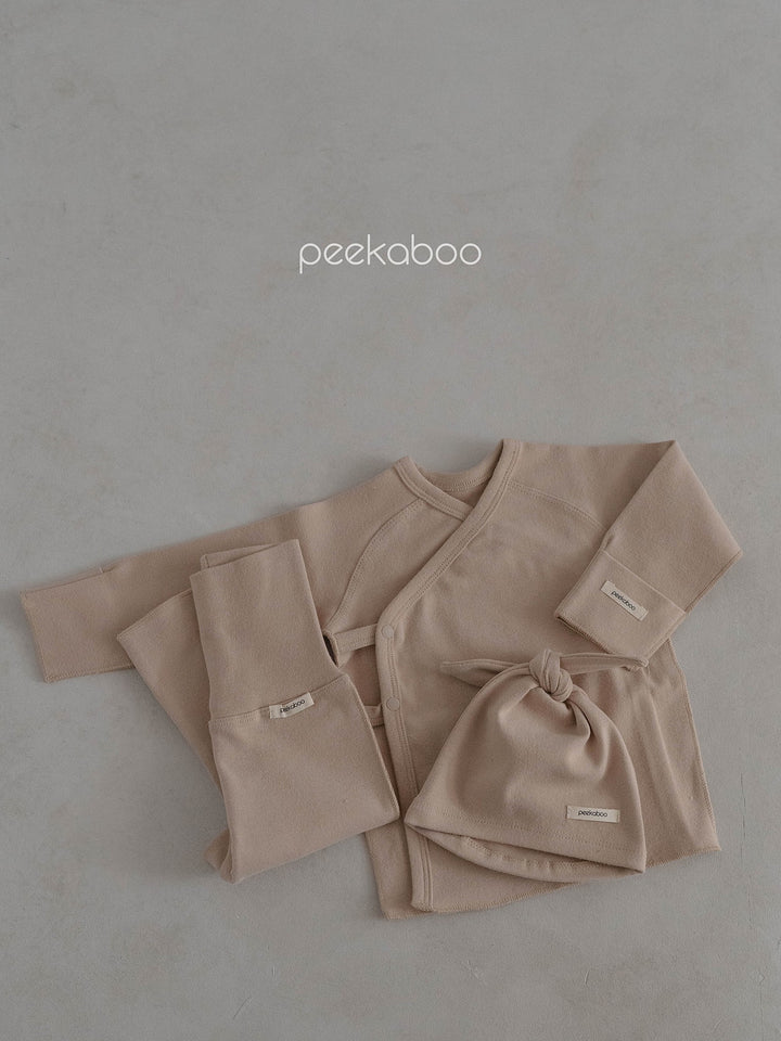 peekaboo / collin newborn set